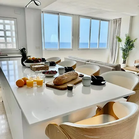 Stunning Marina Seaview Penthouse - Puerto Deportivo Apartment Estepona Exterior photo