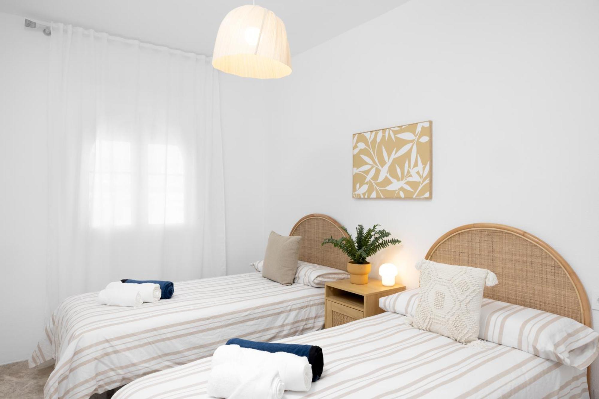 Stunning Marina Seaview Penthouse - Puerto Deportivo